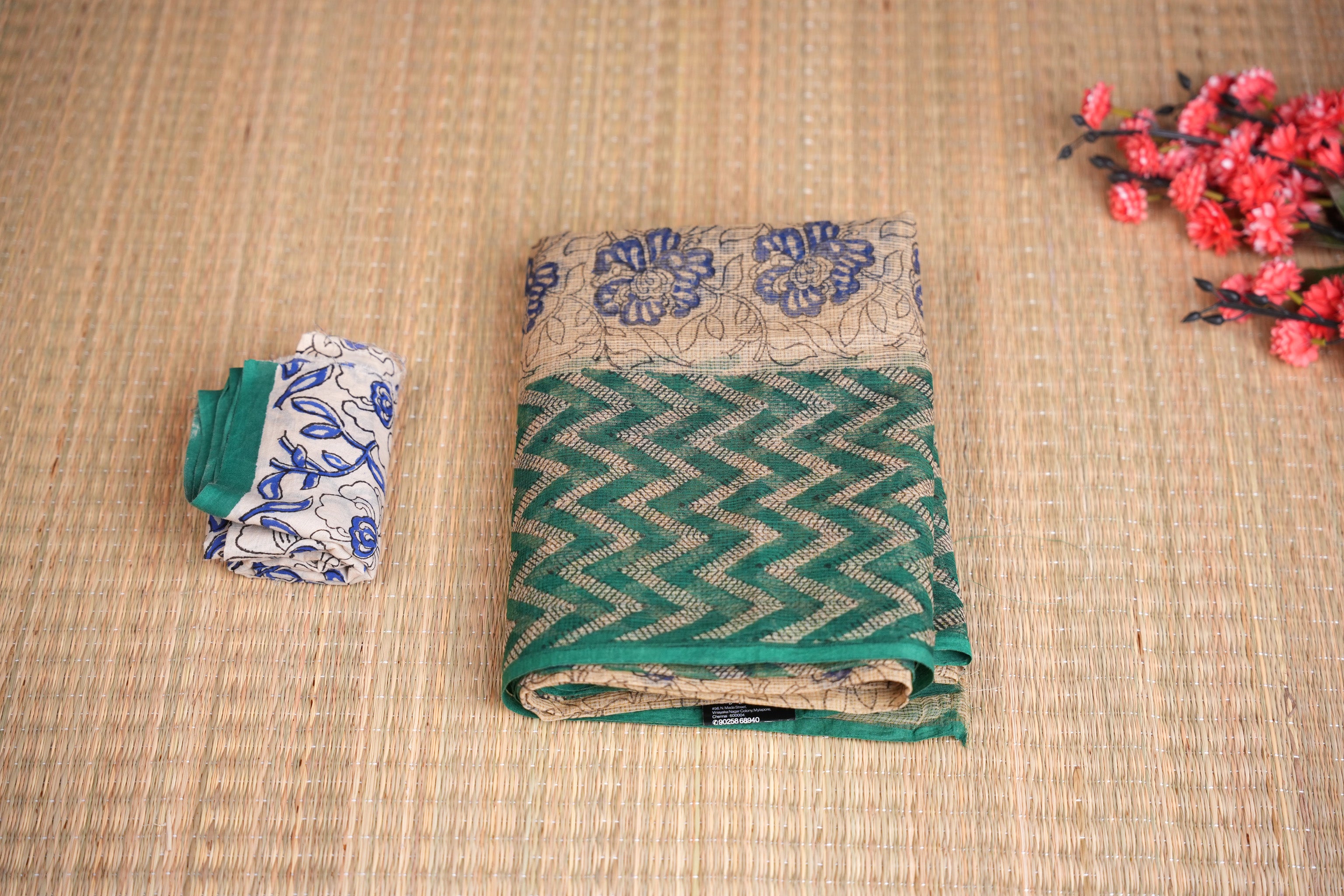 Ilaveni Green Big Zigzag Border