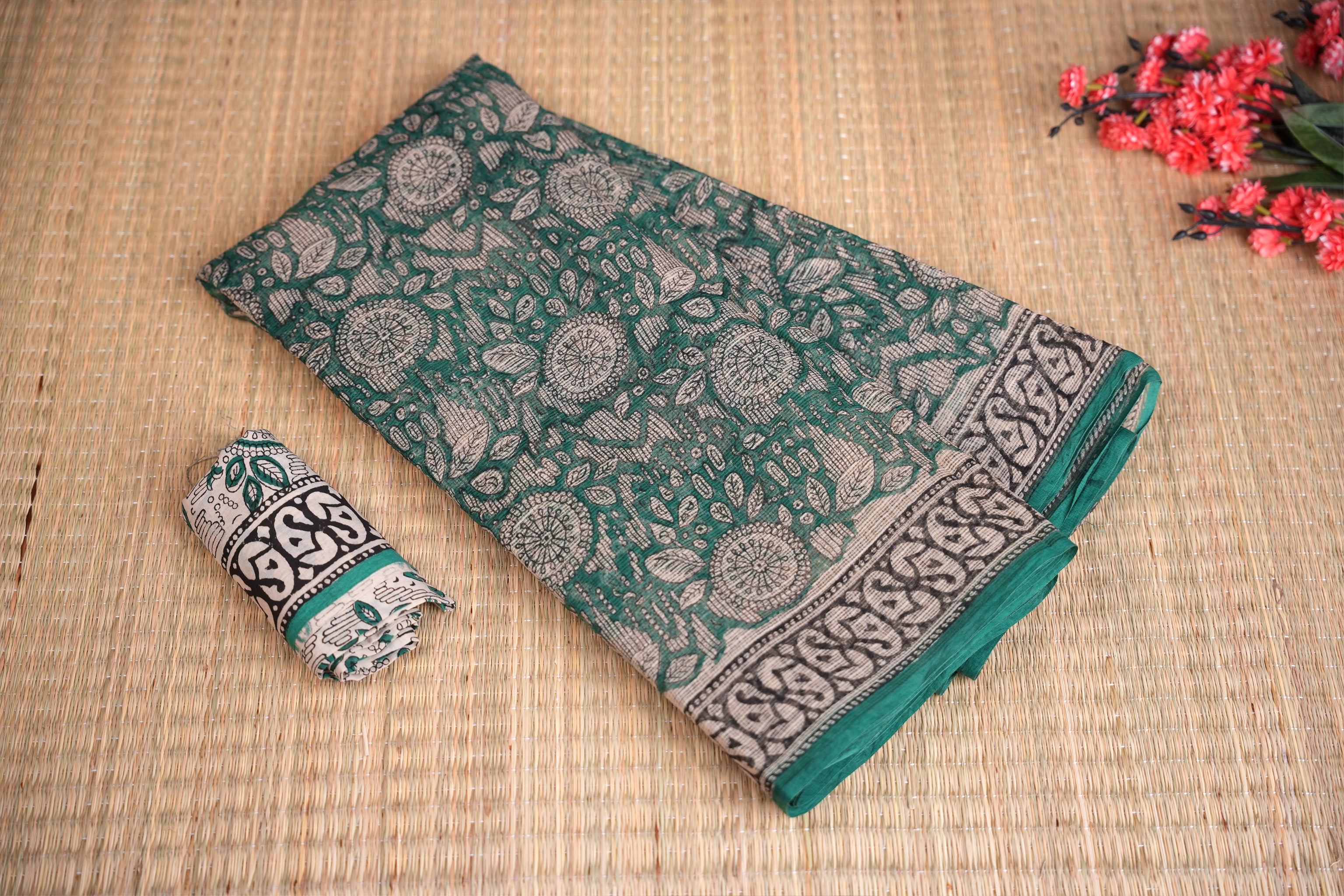 Ilaveni Dark Green