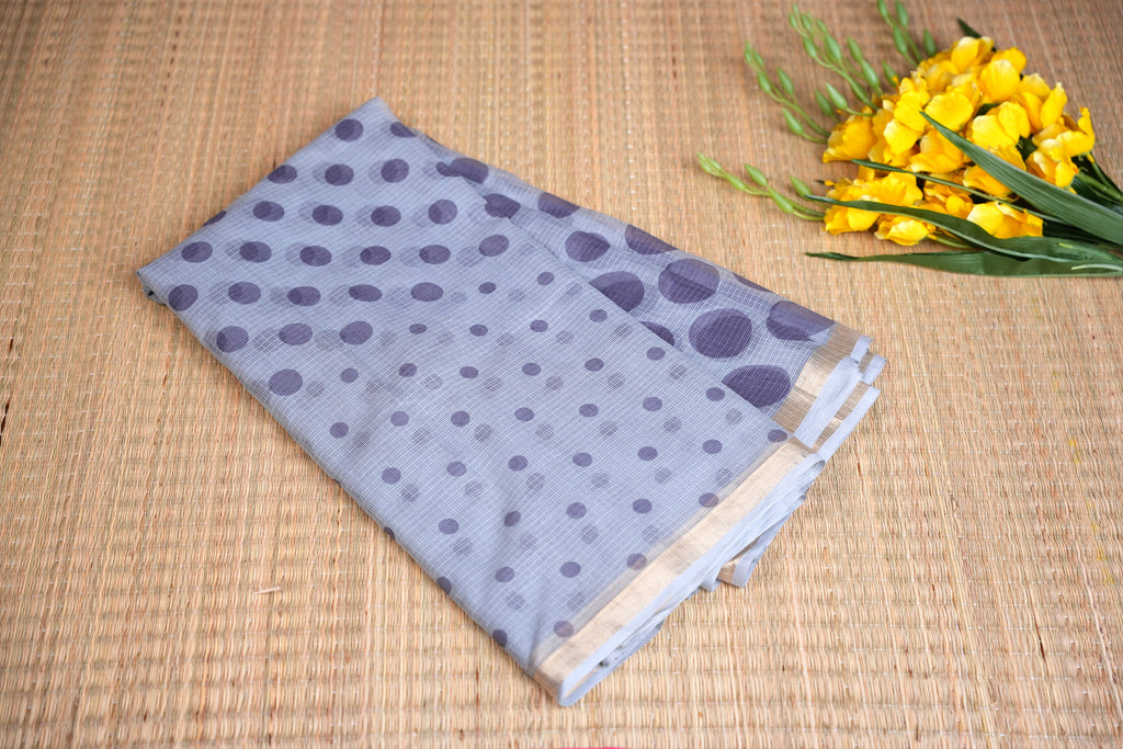 Ilaveni Grey Zari Polka Dots