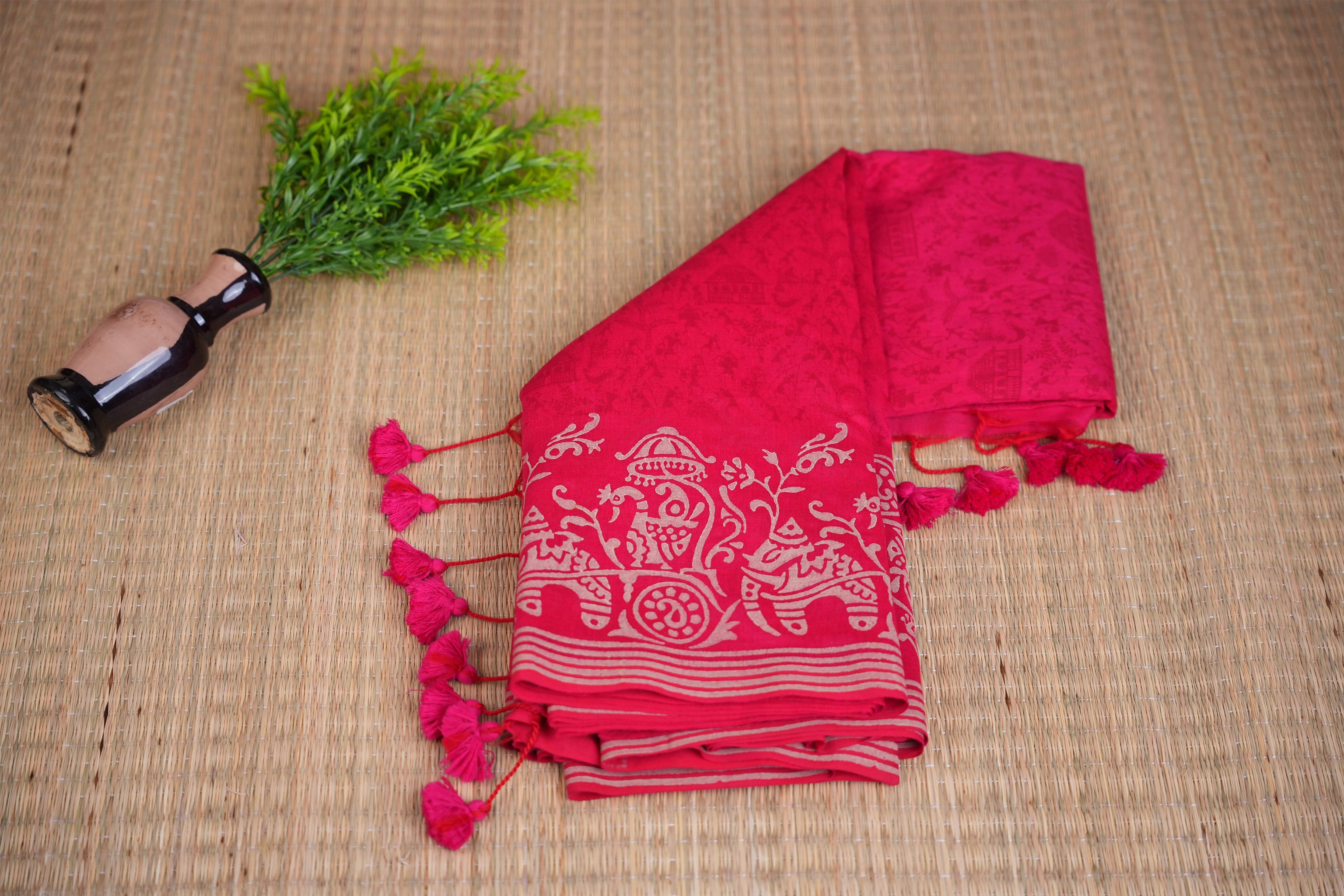 Manjari Rani pink & beige elephant