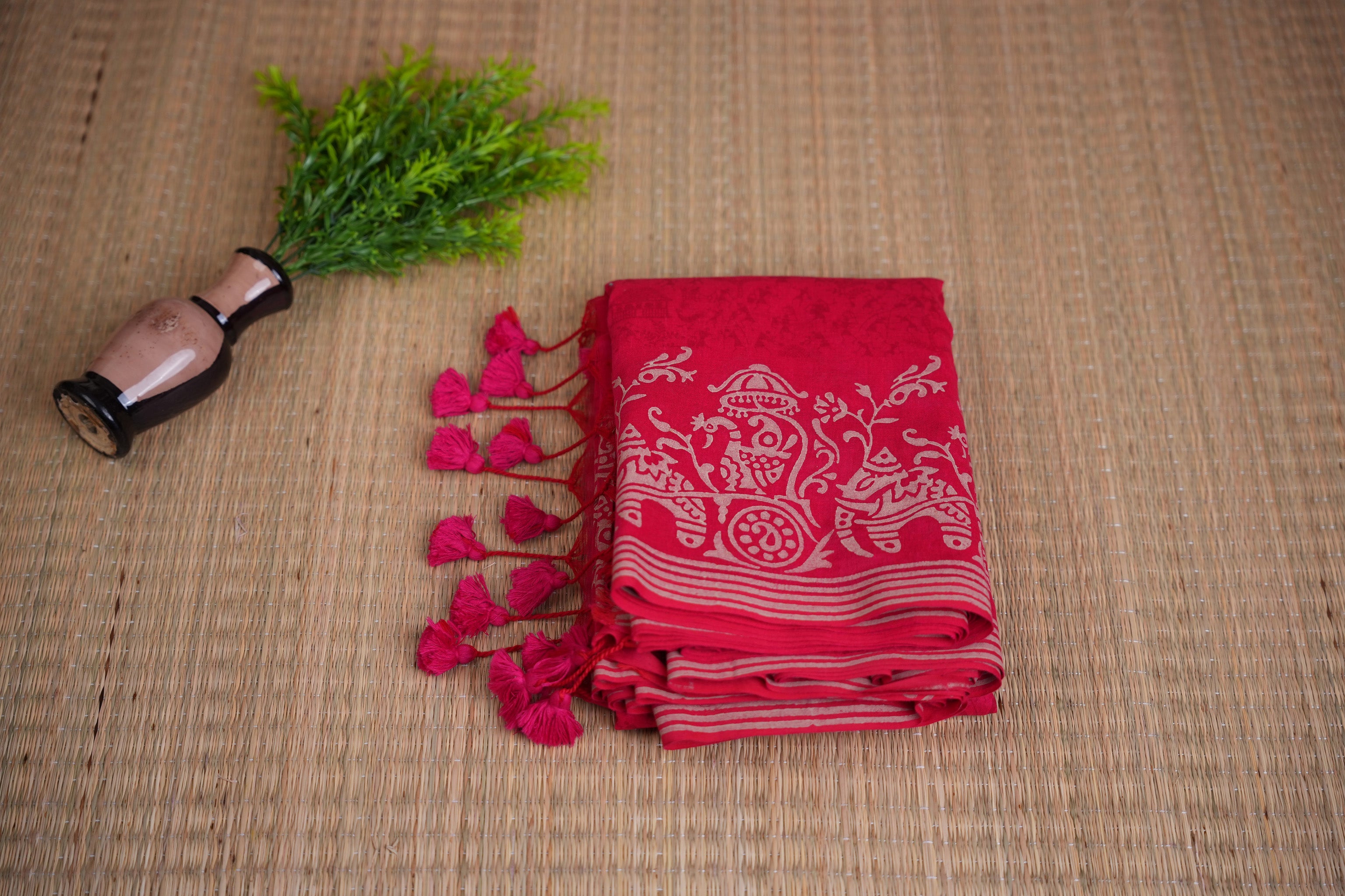 Manjari Rani pink & beige elephant
