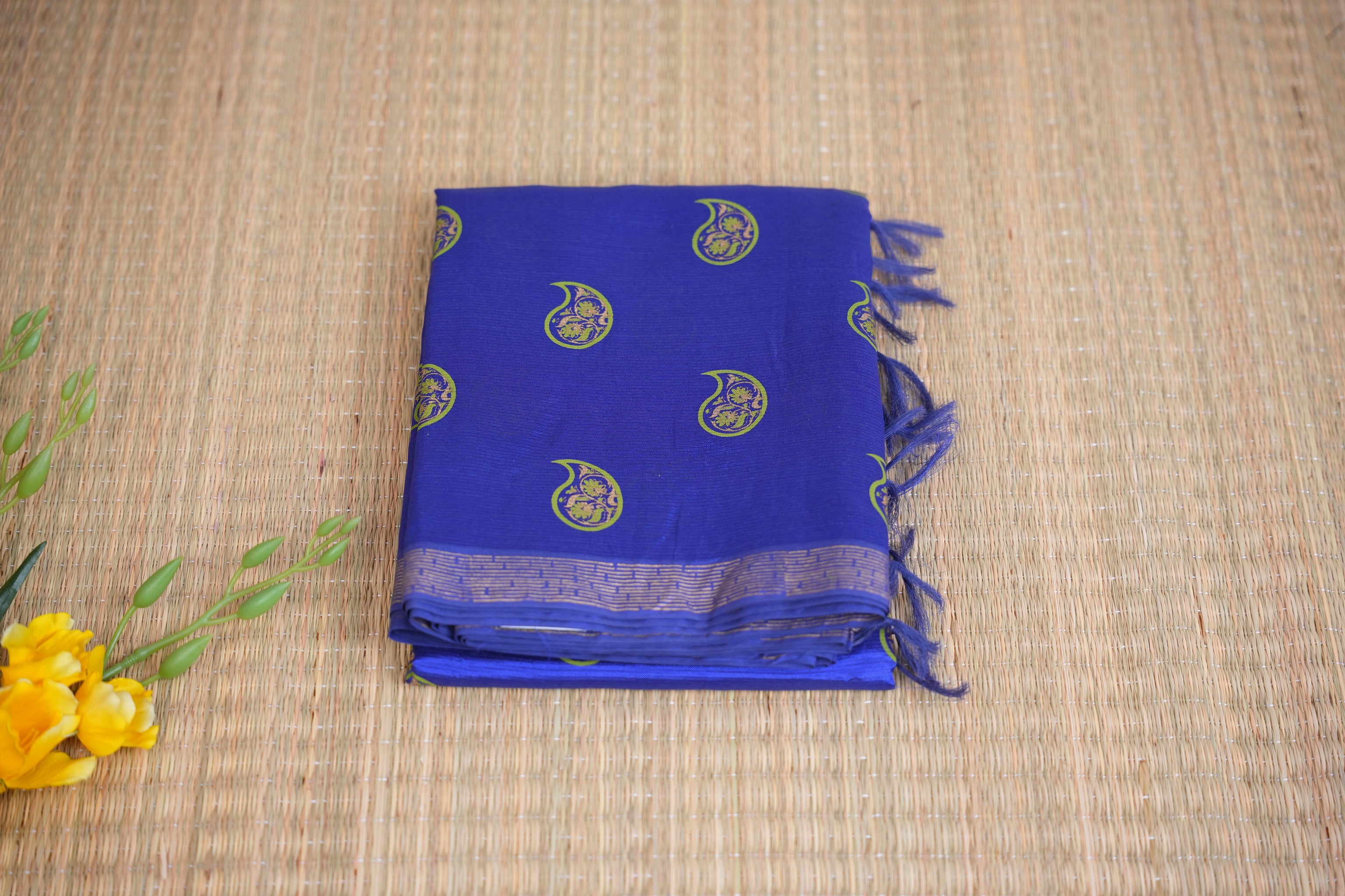 Aruvi Royal Blue