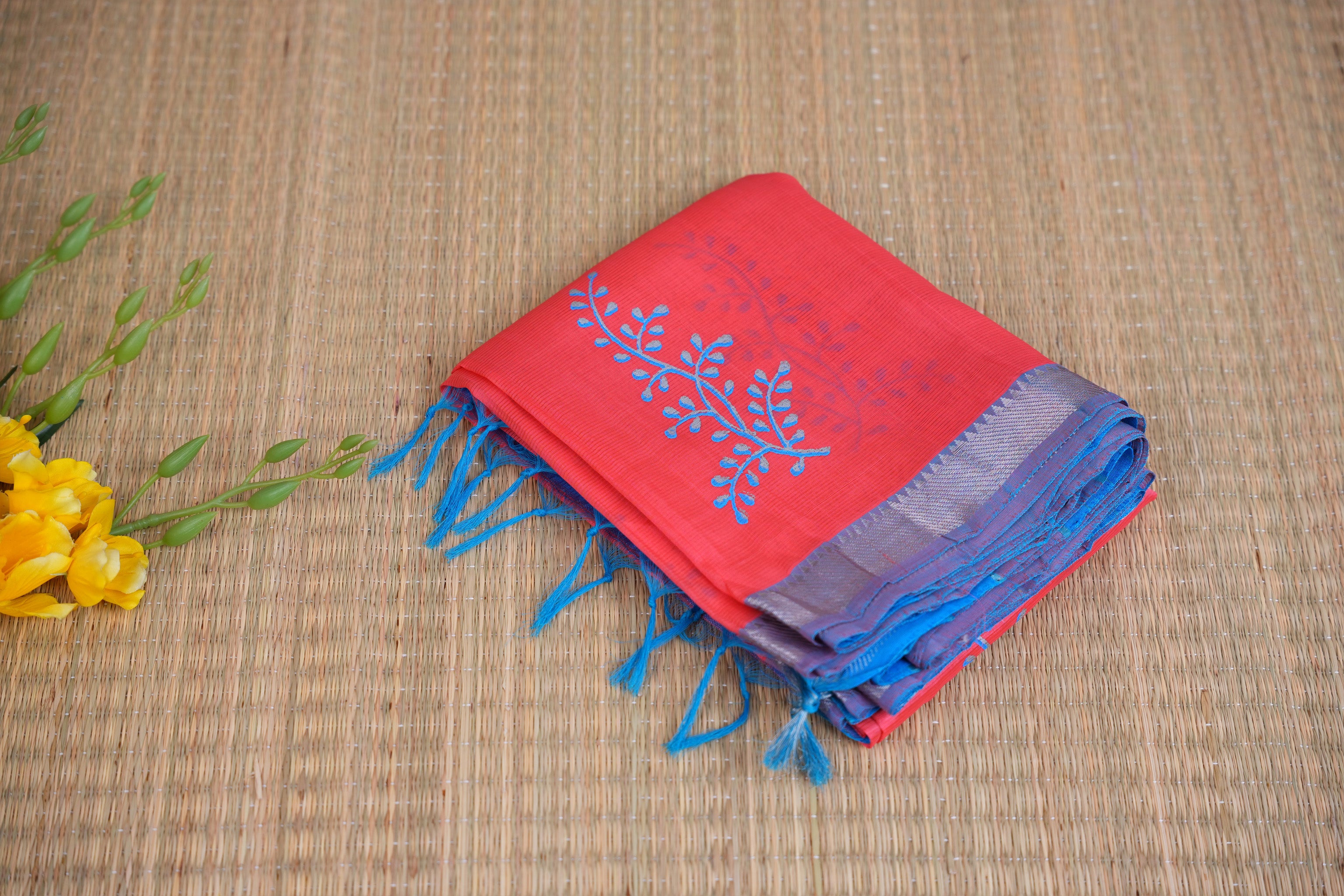 Aruvi Dark Pink & Blue
