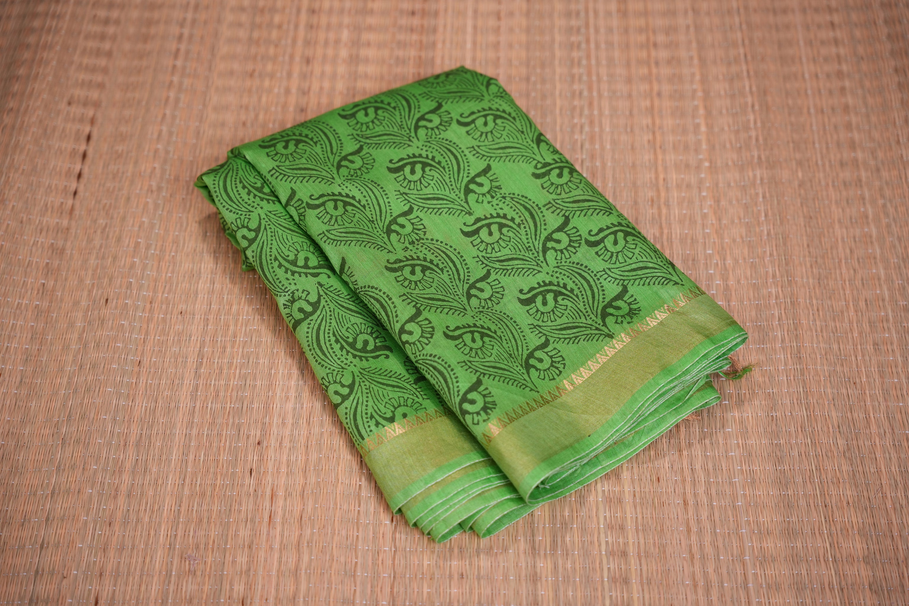 Porkadhir Parrot Green