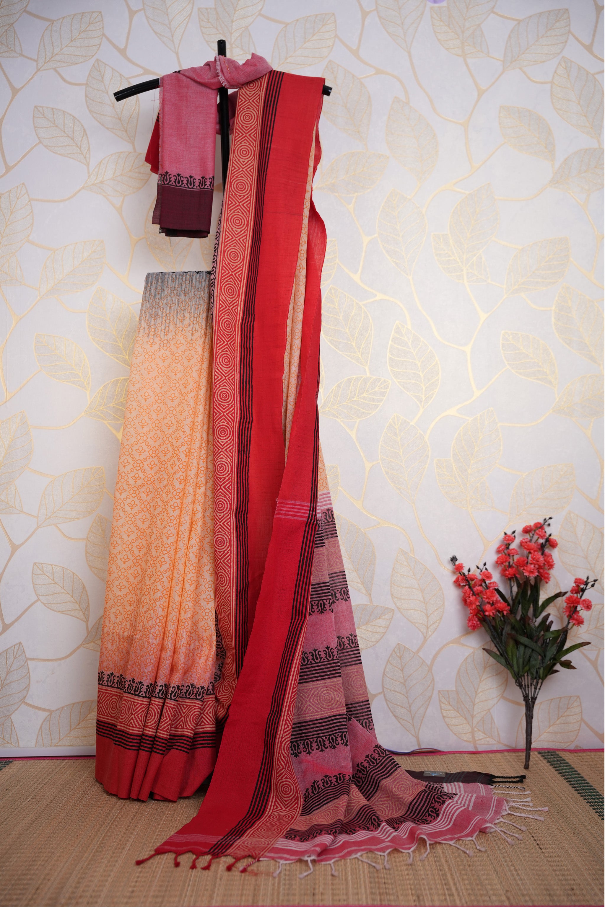 Manjari Cream Black & Red