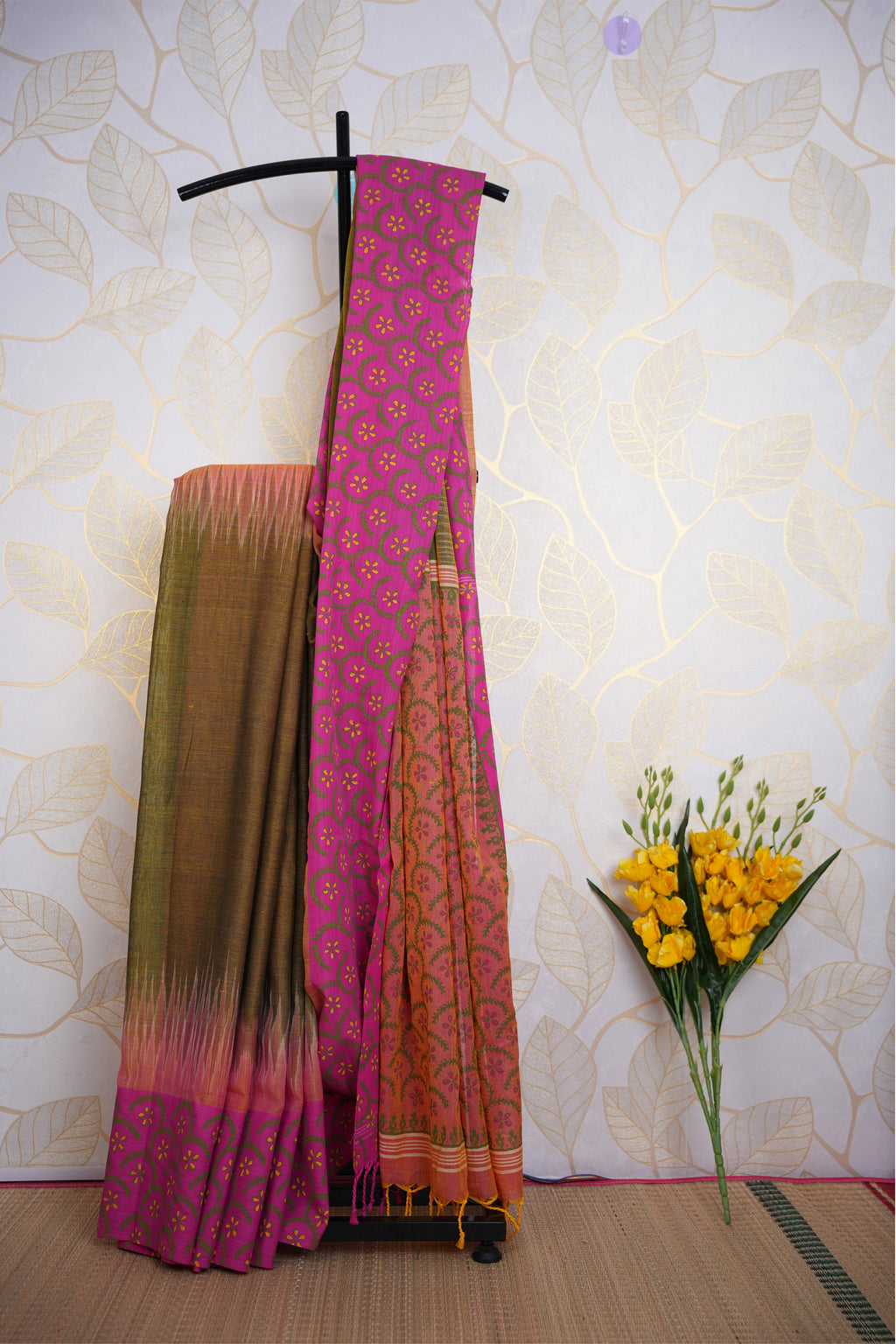 Manjari Olive & Pink